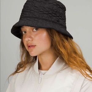 Lululemon reversible quilted bucket hat black